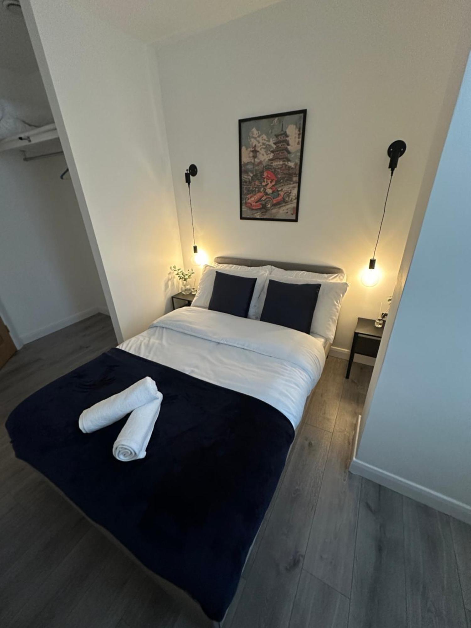 Retro Suite A Luxury Apartment With King Size Bed Wii Games And Entertainment لايستر المظهر الخارجي الصورة